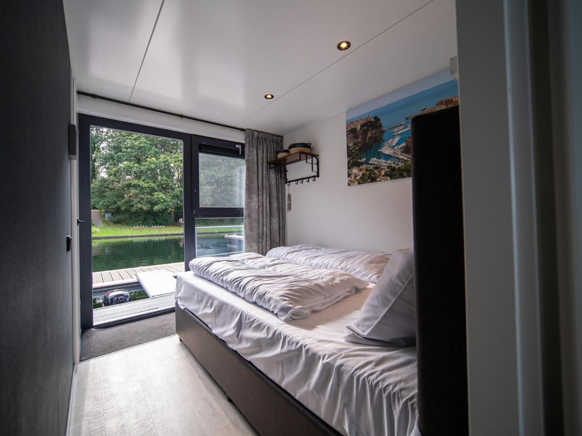 Houseboat Mookerplas Middelaar Buitenkant foto